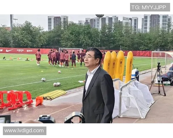 中国足球队缺乏核心球星现状分析与未来发展挑战